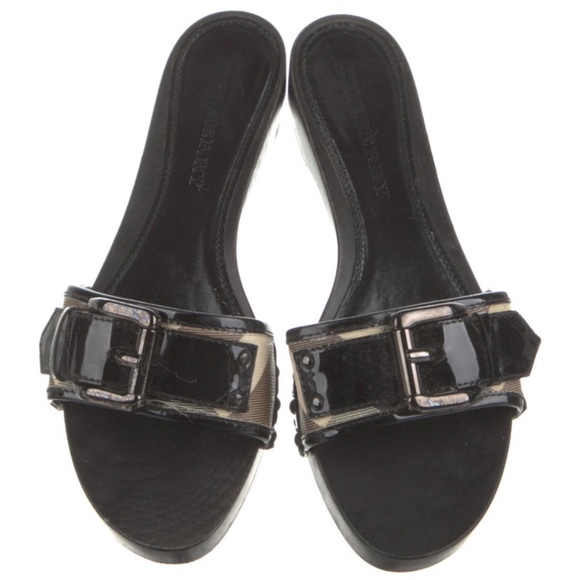 Burberry Patent Leather Plaid Print Slides IT 37 - Picture 1 of 5